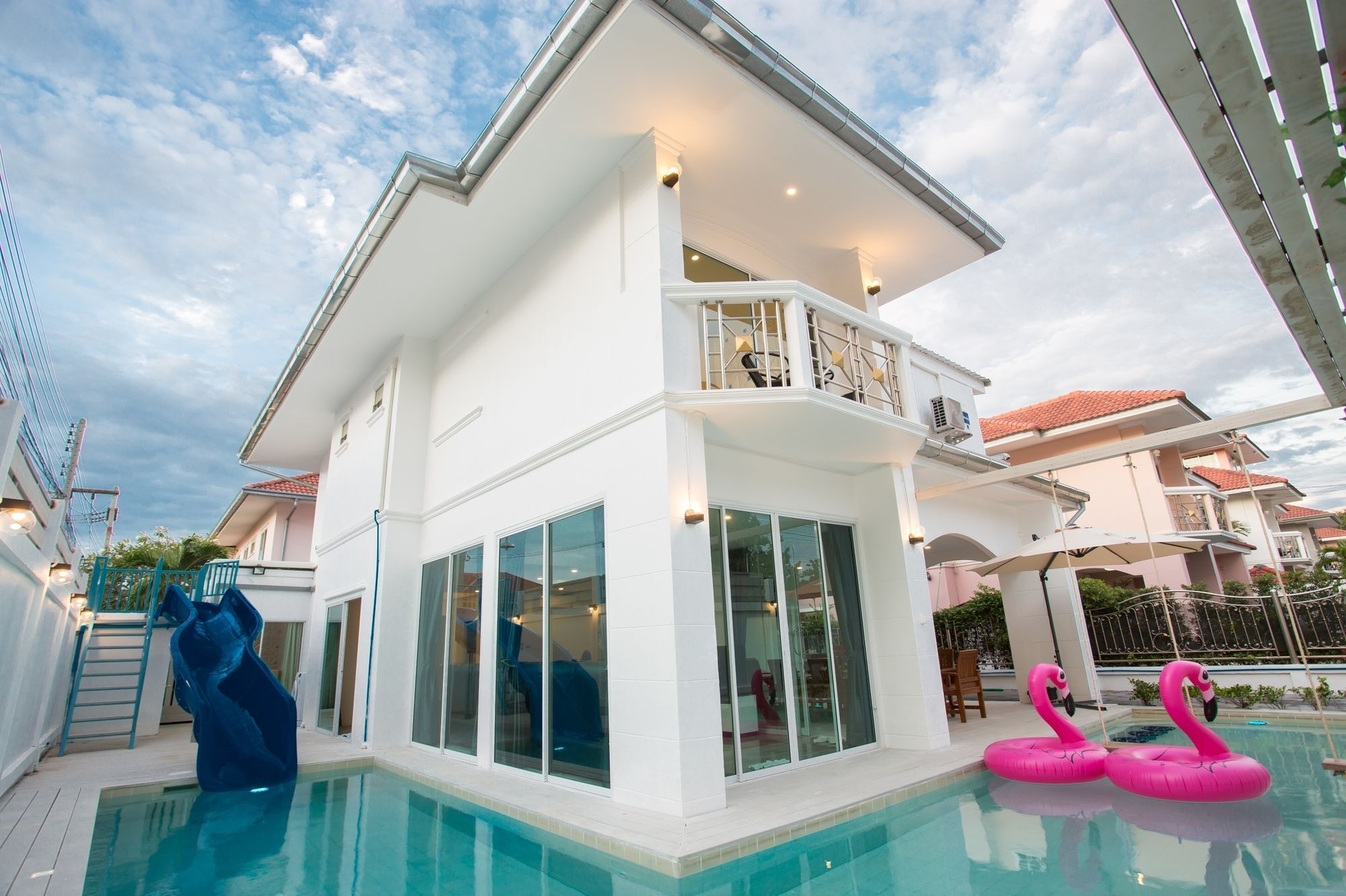 The Ville Modern Viewpoint Pool Villa Паттая Екстер'єр фото